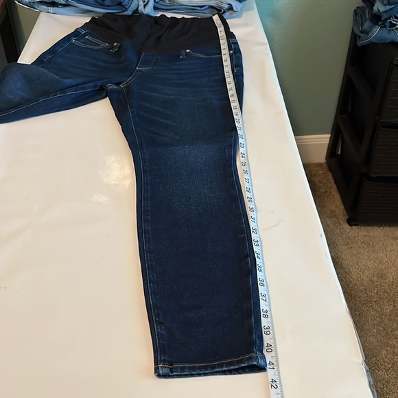 GAP Maternity Straight Leg Full Panel Size 31 - Picture 9 of 16